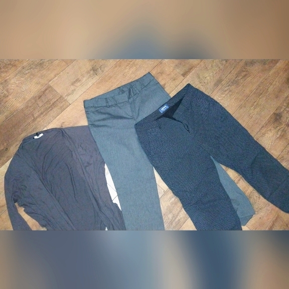 Women’s Dress Pants Bundle - Picture 4 of 4